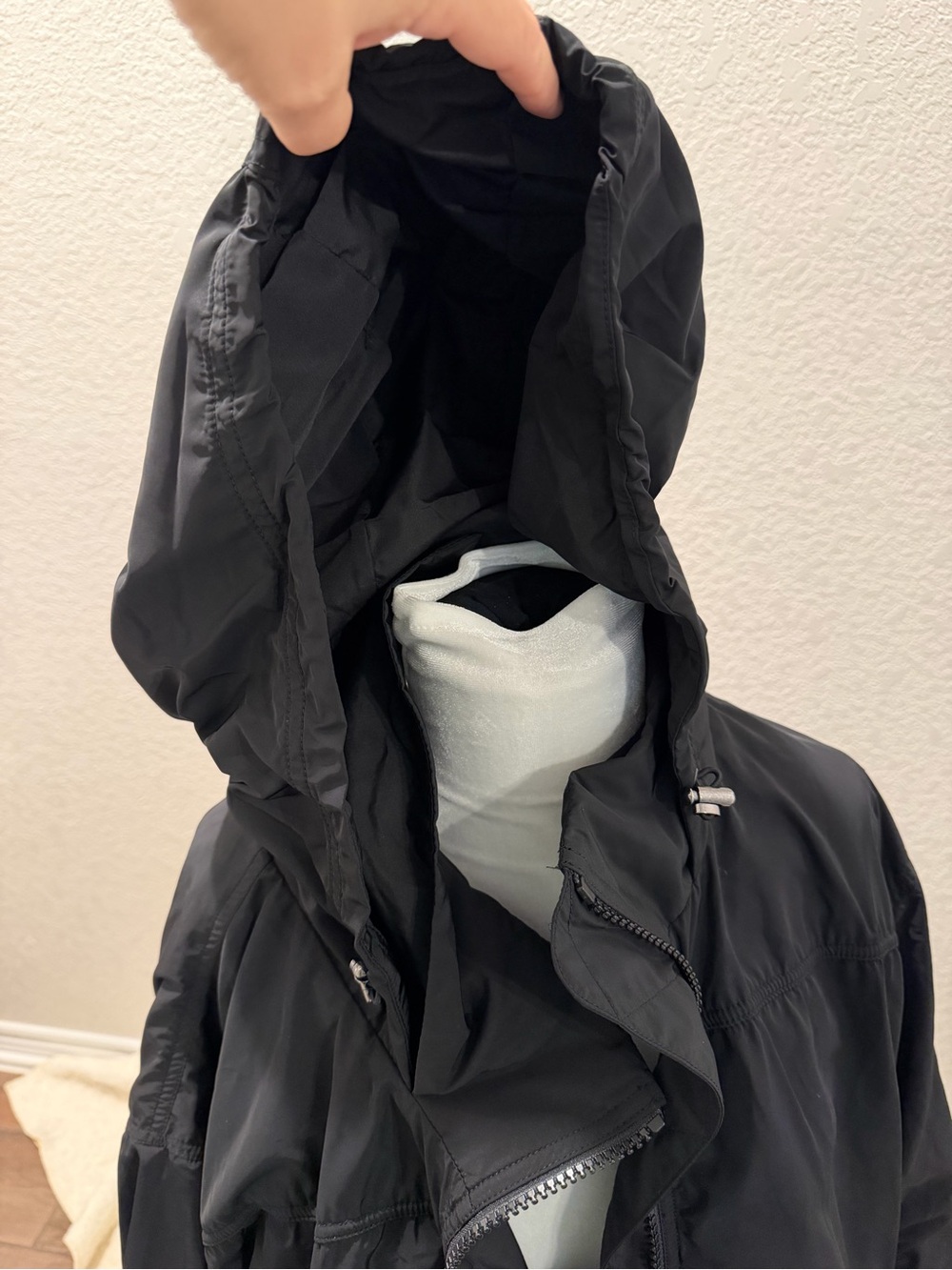 Athleta Point Reyes Bomber Jacket Black Hooded Ruched Oversized 3X - Picture 4 of 9